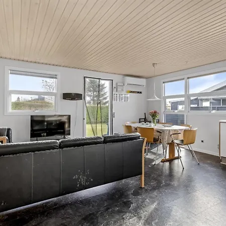 Feriehus Eugenia - 300m From The Sea By Interhome