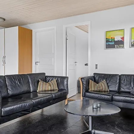 Eugenia - 300m From The Sea By Interhome Feriehus *